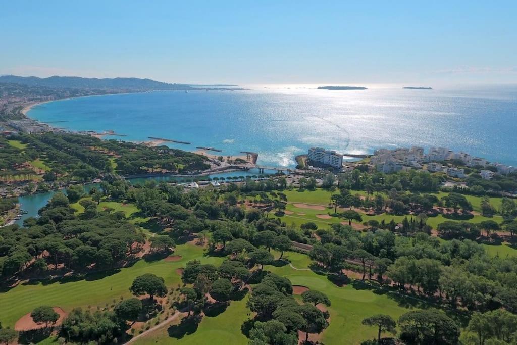 Ginkgo Studio - Piscine, Proche De La Mer, Golf, Wifi Мандельє-ла-Напуль Екстер'єр фото
